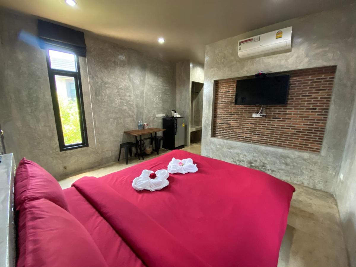 Hotel The Loft House Sakaeo à Watthana Nakhon Extérieur photo